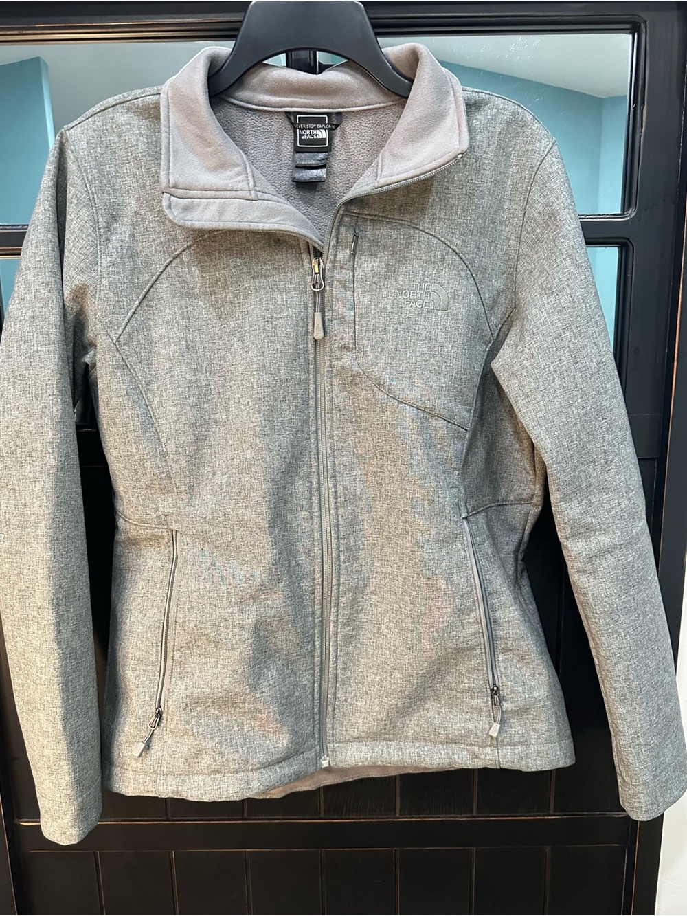 The North Face Women’s Heather Gray Utility Softshell Jacket